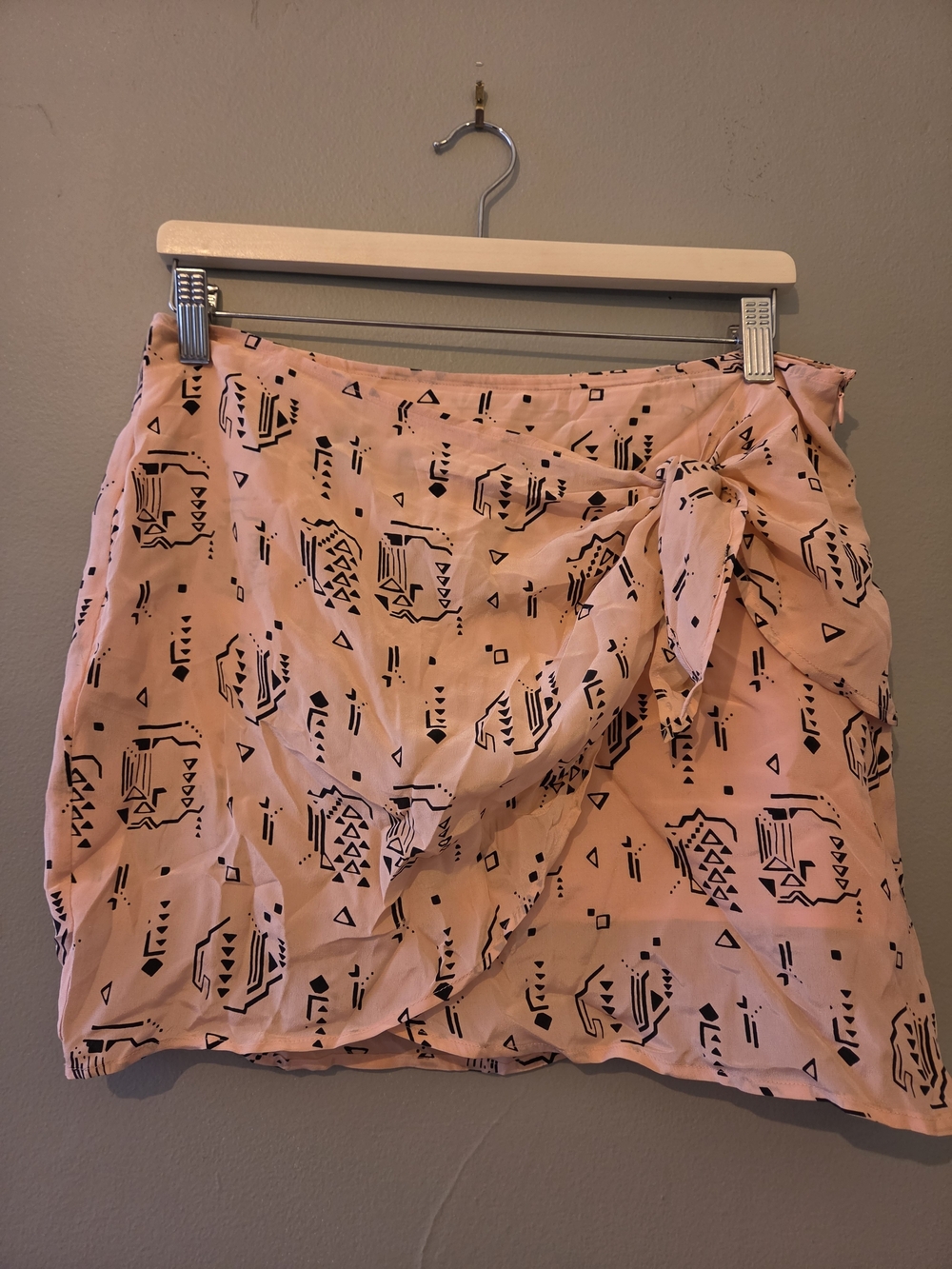 Urban Outfitters Peach Mini Skirt 2010s